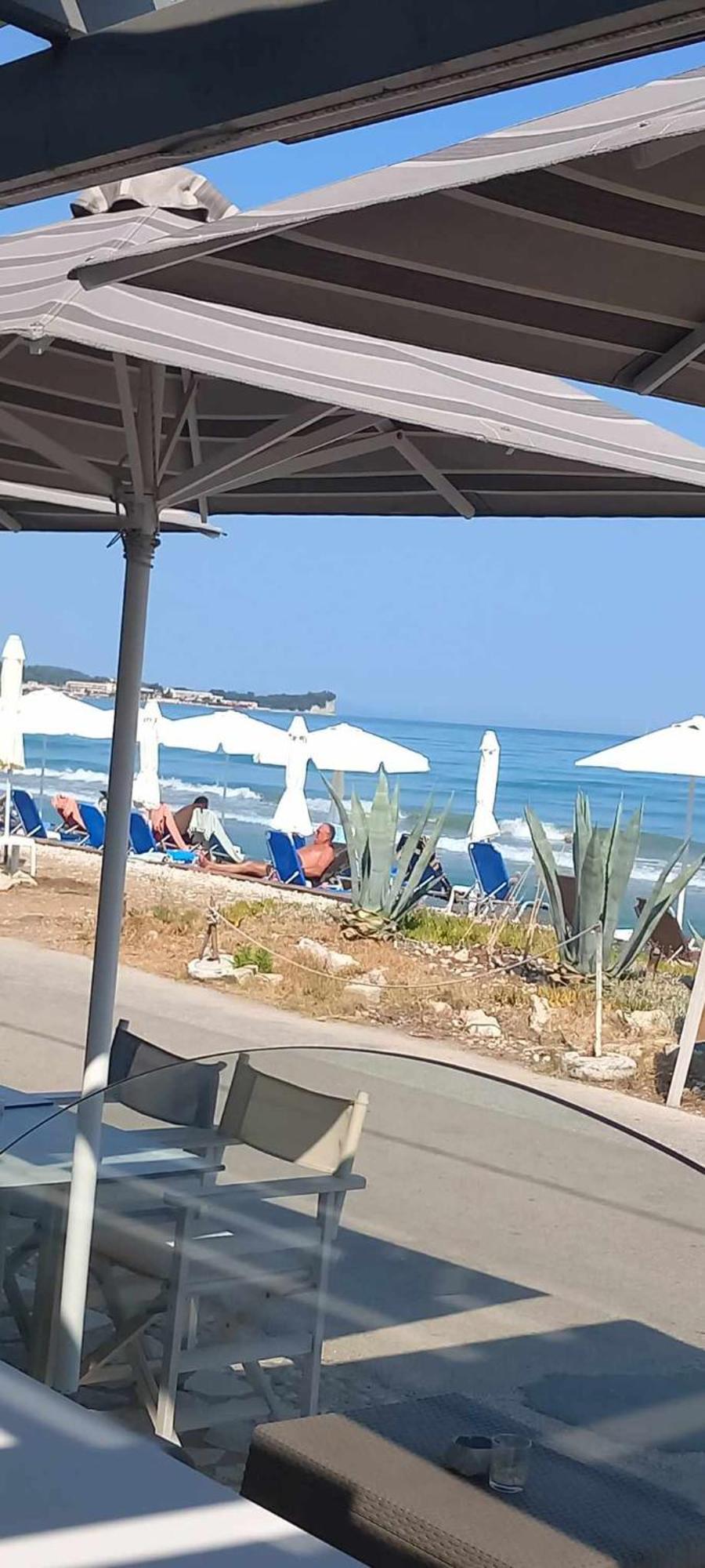 Kormoranos Beach Acharavi  Esterno foto