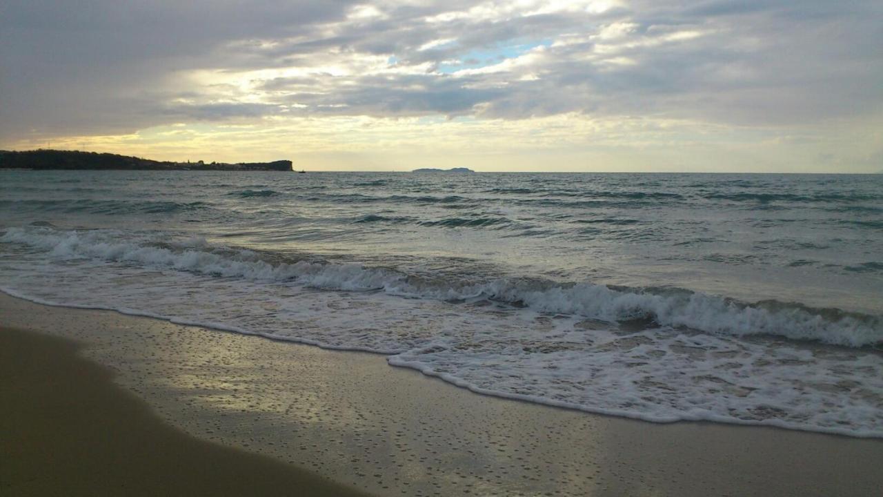 Kormoranos Beach Acharavi  Esterno foto