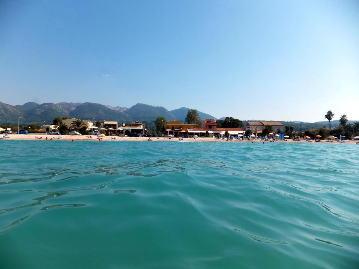 Kormoranos Beach Acharavi  Esterno foto